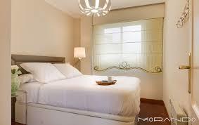 1. WHAT IS YOUR HOUSE LIKE? (Como es su casa)