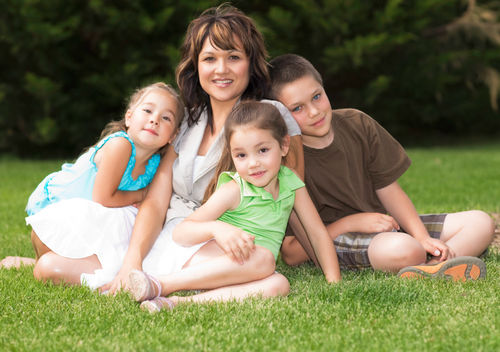 Derechos Humanos y La Familia