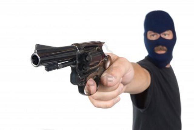 CRIMES INAFIANÇÁVEIS E SEM GRAÇA OU ANISTIA