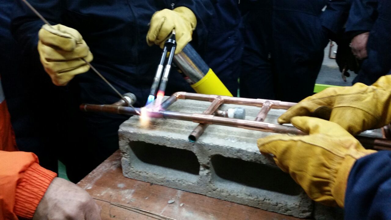 SOLDADURAS FUERTES. TEMP. SUPERIOR A 500°C.