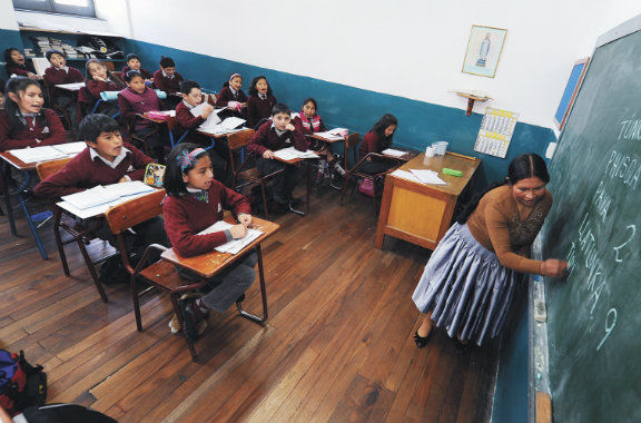PARÁMETROS CURRICULARES PARA LA EDUCACIÓN INDÍGENA