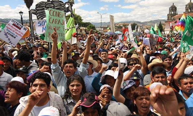ORGANIZACION PUBLICA /ONG (cuenta con lider y su equipo bien involucrados)