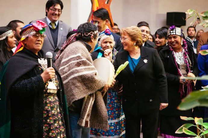 Parámetros curriculares para la educación indígena