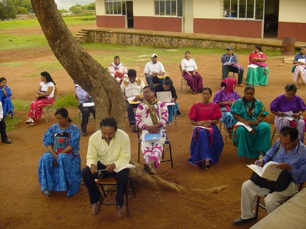 PARAMETROS CURRICULARES PARA LA EDUCACION INDIGENA