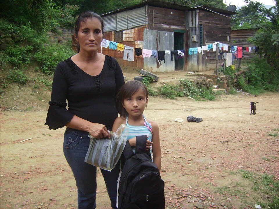 MUJER CABEZA DE HOGAR, ESTRATO 1 y 2 DEL MUNICIPIO DE LOS PATIOS