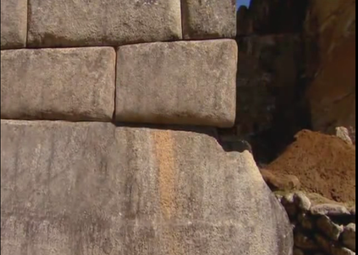 MACHU PICCHU "MONTAÑA VIEJA"