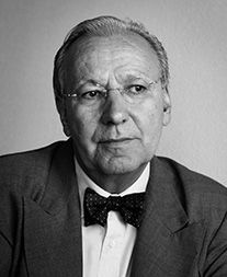 [Internet] es mucho mas que una tecnología. Es un medio de comunicación, de interacción y de organización social. "Manuel Castells"