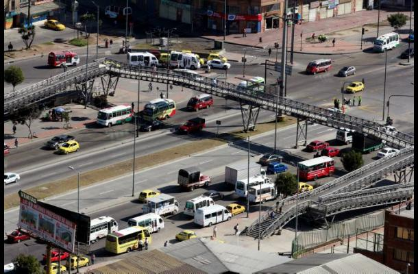 NORMATIVIDAD DEL SECTOR TRANSPORTE POR CARRETERA EN COLOMBIA