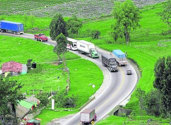 NORMATIVIDAD DEL SECTOR TRANSPORTE POR CARRETERA EN COLOMBIA