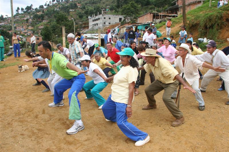 ¿Qué representaciones sociales sobre participación comunitaria y redes de desarrollo psicosocial tie