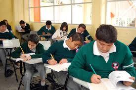 CARACTERISTICAS CLAVE Y RETOS DEL SISTEMA EDUCATIVO MEXICANO