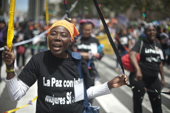 LA MUJER EN EL CONFLICTO ARMADO COLOMBIANO