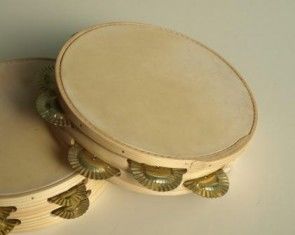 EUSKAL HERRIKO MUSIKA TRESNAK.