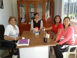 La Supervisión Escolar promueve los valores universales en la escuela.