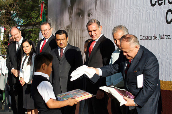 Algunos desafíos de la educación básica en el umbral de nuevo milenio