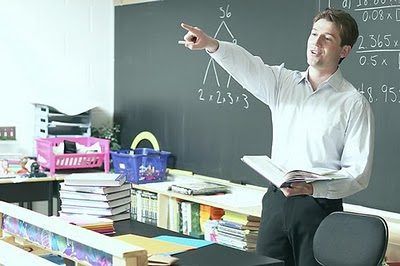 ROL DEL TUTOR Y ROL DEL ESTUDIANTE EN LA FORMACION DE AMBIENTES VIRTUALES DE APRENDIZAJE