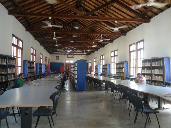 BIBLIOTECA JULIO PÉREZ