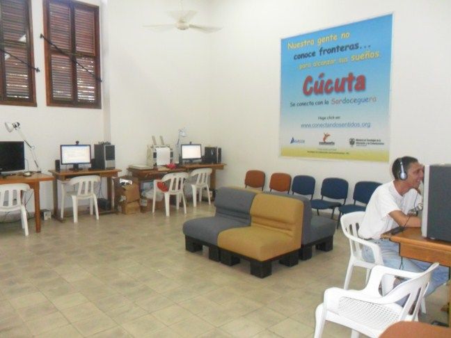 BIBLIOTECA JULIO PÉREZ