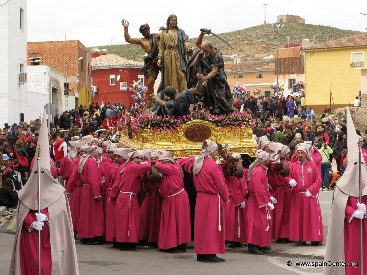 T.1. La dimensión religiosa