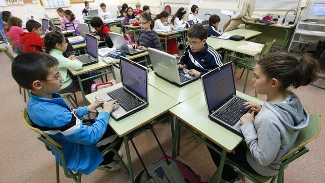 EL CURRICULO MOLDEADO POR LOS PROFESORES