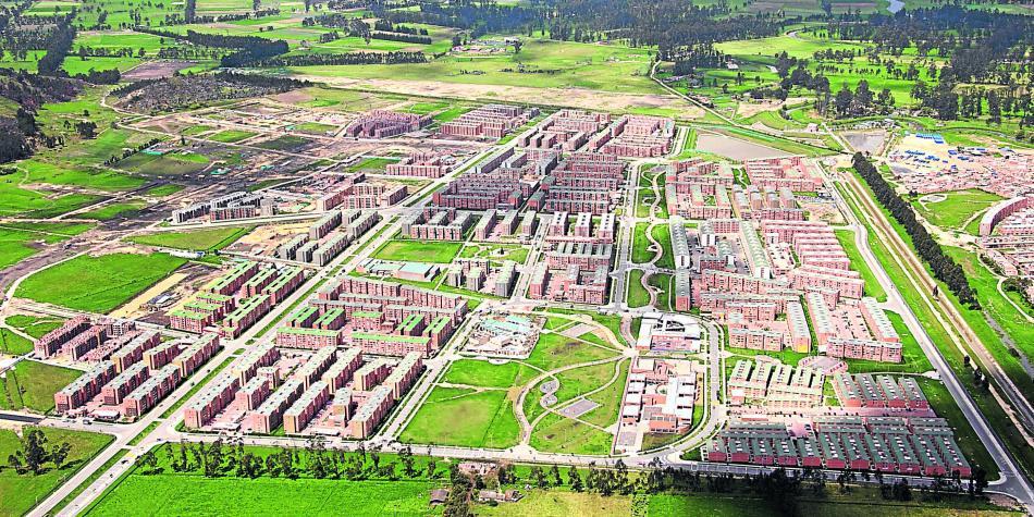 VENTAJAS Y DESVENTAS DE LA ING CIVIL EN LOS ULTIMOS AÑOS EN COLOMBIA