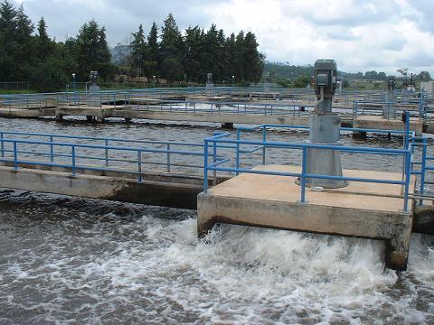 Refl exiones sobre el papel de la Ingeniería Civil en la evolución del medio ambiente en Colombia