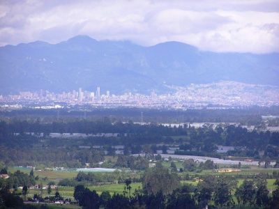 "REFLEXIONES SOBRE EL PAPEL DE LA INGENIERÍA CIVIL EN LA EVOLUCIÓN DEL MEDIO AMBIENTE EN COLOMBIA"