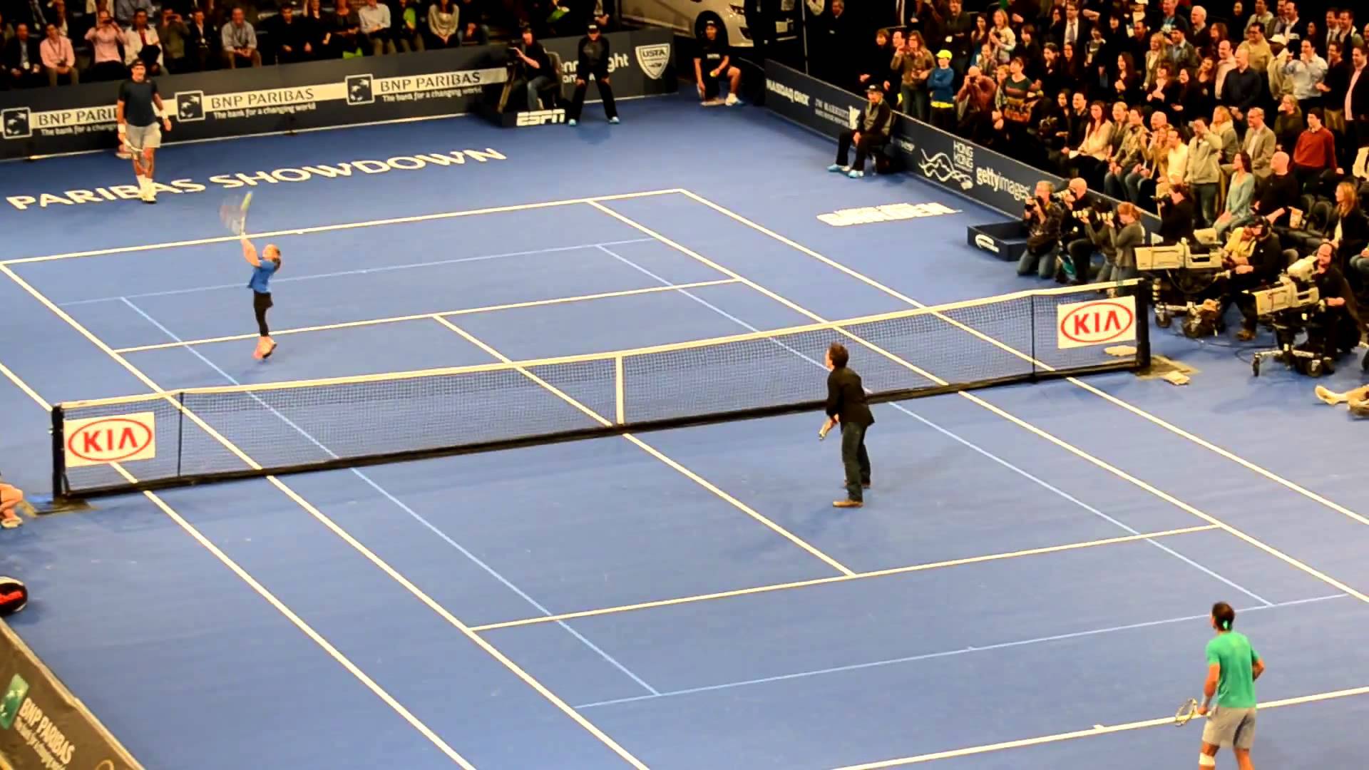 PLE (Una actividad u oficio ) Como aprendi a jugar Tenis) Alexandra Mendoza