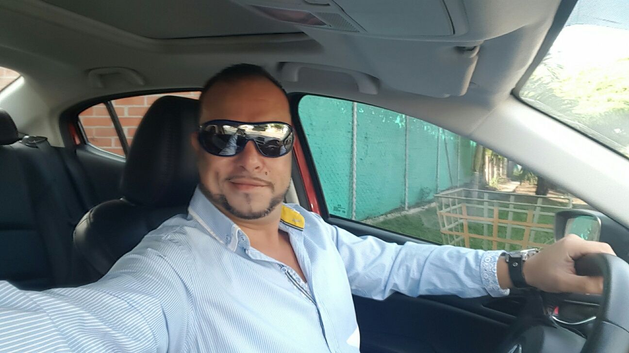 PLE Alfonso Gonzalez Lopez,de que manera llego a escoger la carrera que curse