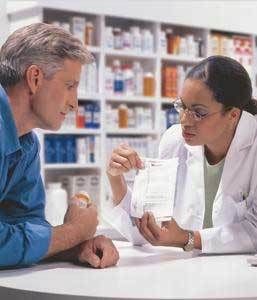 APOYO A LOS PROGRAMAS DE FARMACOVIGILANCIA TECNOVIGILANCIA Y SEGUIMIENTO FARMACOTERAPÉUTICO.