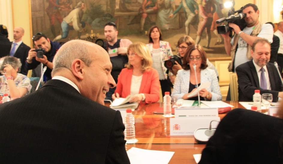 4. DE VUELTA AL CASO… LAS TIC Y LAS TAC EN EL CEIP COLÒNIA GÜELL