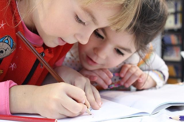 ENTORNOS DE APRENDIZAJE CURSO EPISTEMOLOGÍA E HISTORIA DE LA PEDAGOGÍA