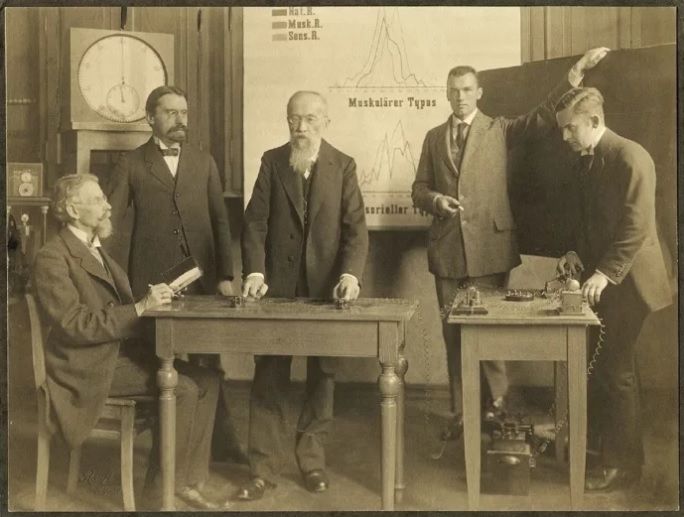 NACIMIENTO DE LA PSICOLOGÍA CIENTÍFICA EN LA MODERNIDAD