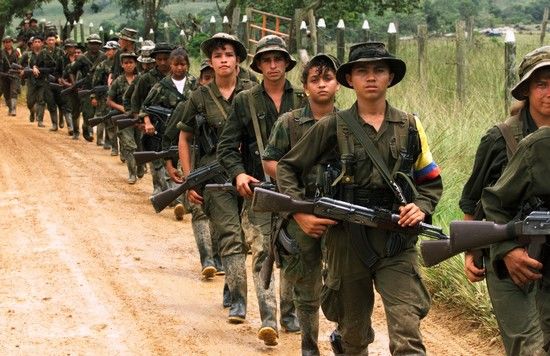 contribución al conflicto armado en Colombia tema : Exclusión, insurrección y crimen