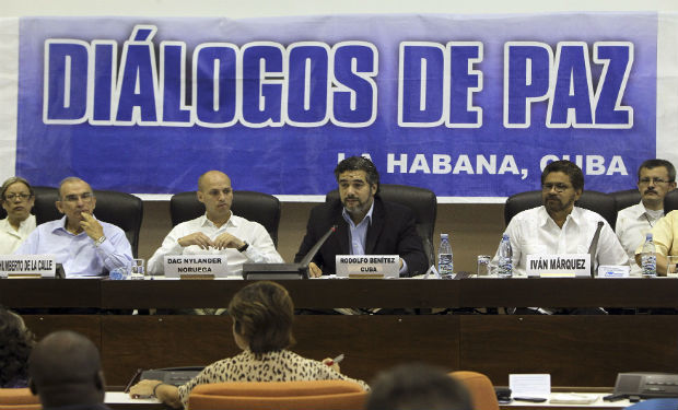 acumulación capitalista, dominación de clase y rebelión armada