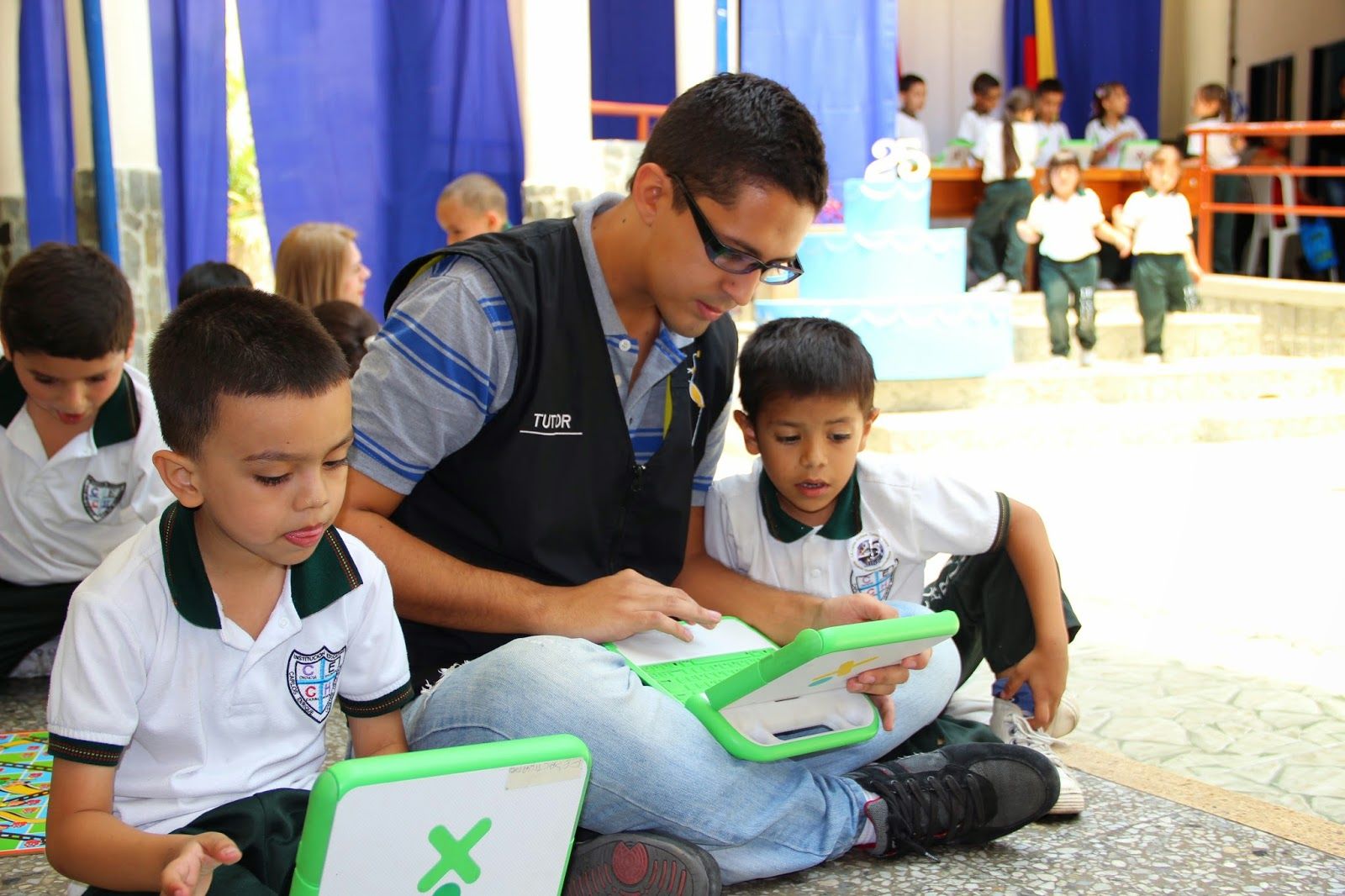 EL MODELO CONSTRUCTIVISTA CON LAS NUEVAS TECNOLOGÍAS: APLICADO EN EL PROCESO DE APRENDIZAJE