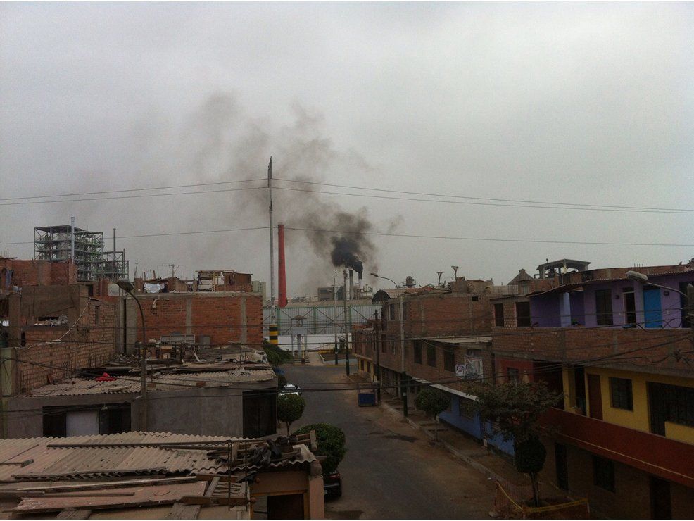CONTAMINACIÓN POR RESIDUOS SÓLIDOS EN LA INSTITUCIÓN EDUCATIVA