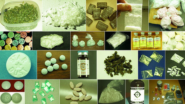 Venta ilegal de drogas y armas.