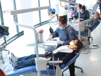 Falta de Cumplimiento en la Carga horaria dePractica de la carrera deOdontologia