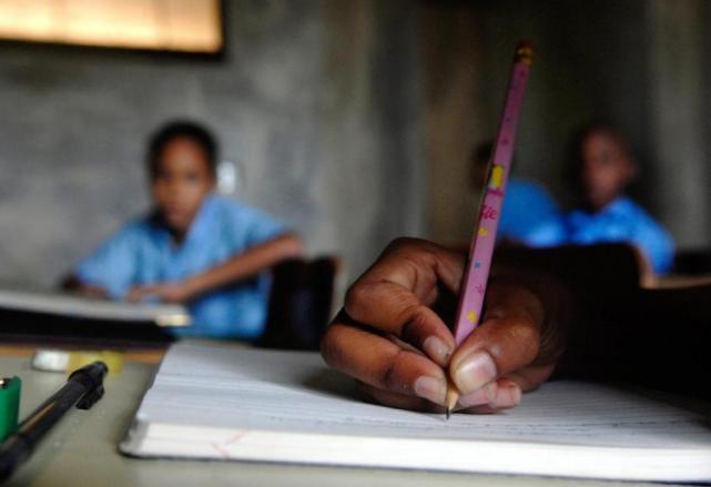 Los problemas educativos generados por la omnipresencia tecnológica