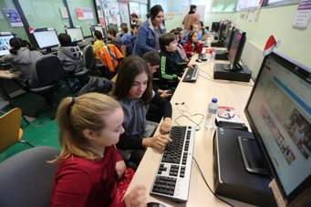 3 . CONSISTENCIA CURRICULAR