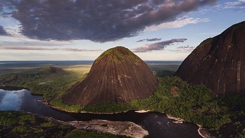 los cerros de mavecuri