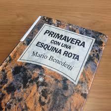 Narrador en Primavera con esquina rota