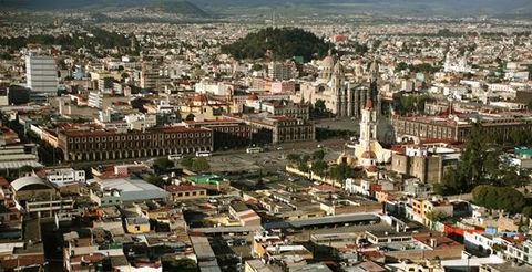 CON POSTALES MUY AGRADABLES