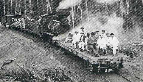 AS FONTES DA HISTÓRIA VESTÍGIOS